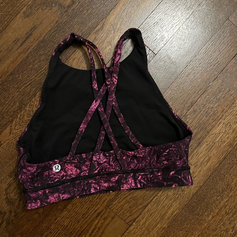 High neck - cross back sports bra Lulu